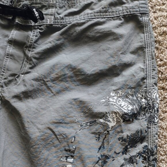 Diesel Grey Shorts Lined Swimwear Swim Trunks Only the Brave Mohawk Guy (Large) - Picture 4 of 16